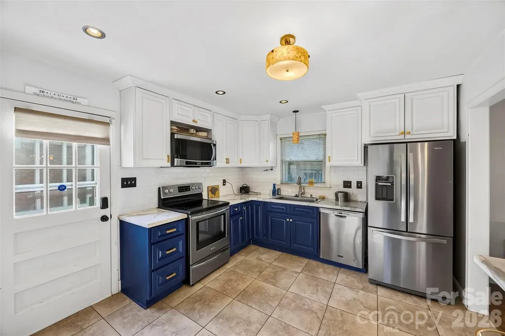 1830 Northbrook Drive Charlotte NC 28216