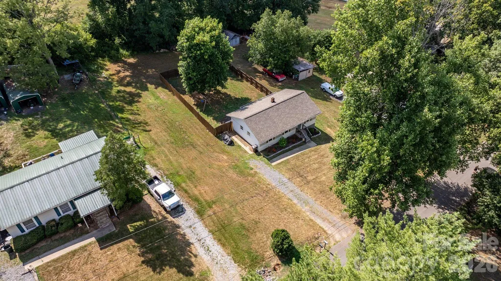 3691 Vantage Heights Circle Lenoir NC 28645
