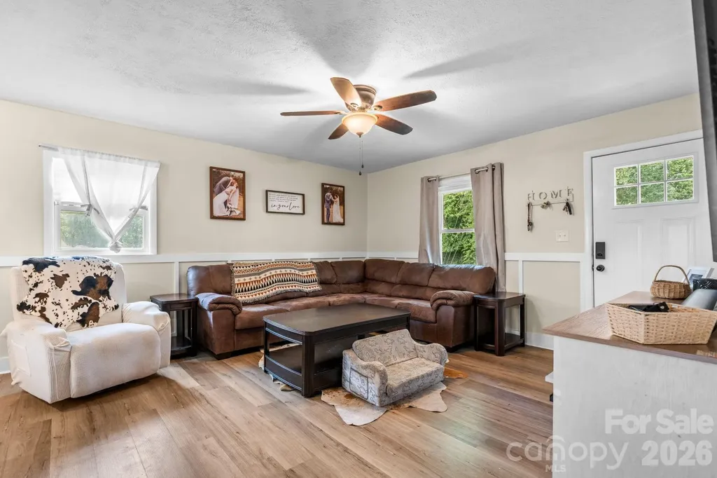 3691 Vantage Heights Circle Lenoir NC 28645