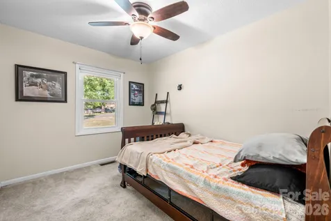 3691 Vantage Heights Circle Lenoir NC 28645