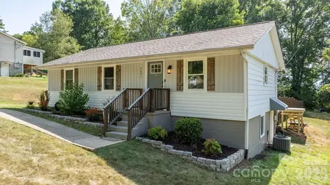 3691 Vantage Heights Circle Lenoir NC 28645