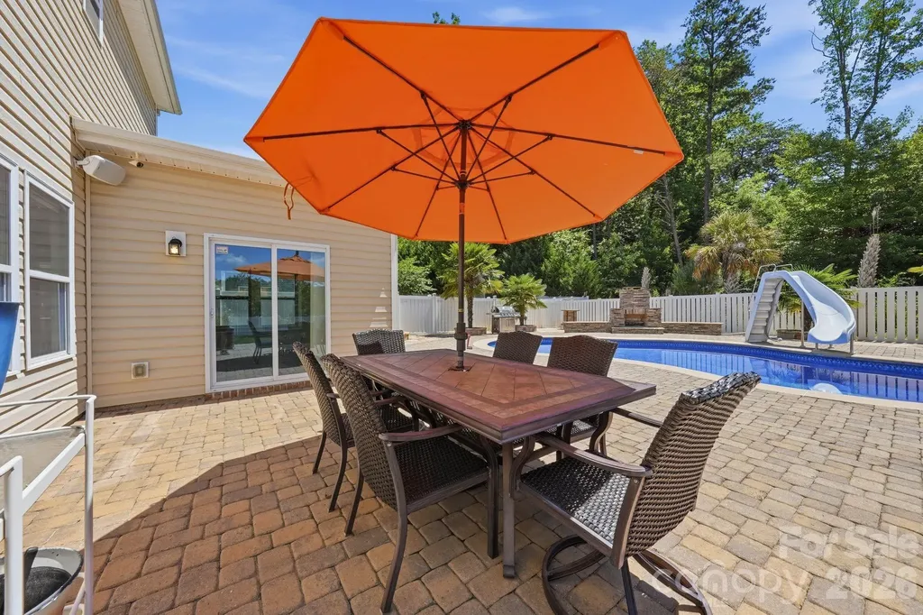 125 Paradise Hills Circle Mooresville NC 28115