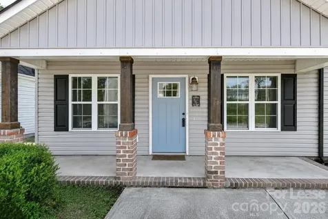 41 Saint Mary Avenue NW Concord NC 28025
