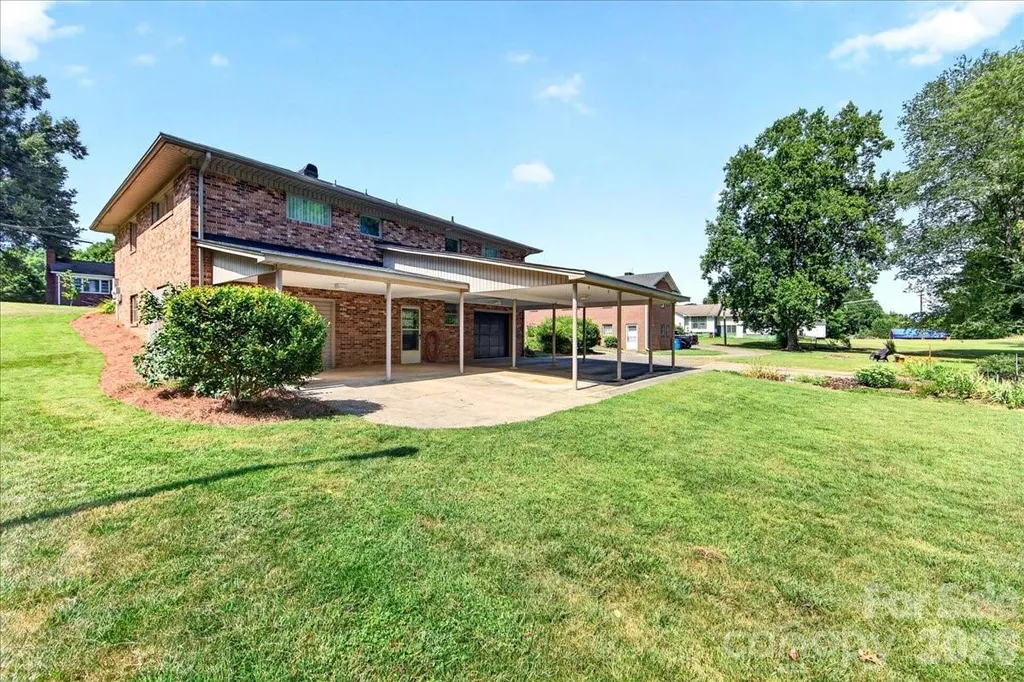 104 2nd Avenue NE Catawba NC 28609