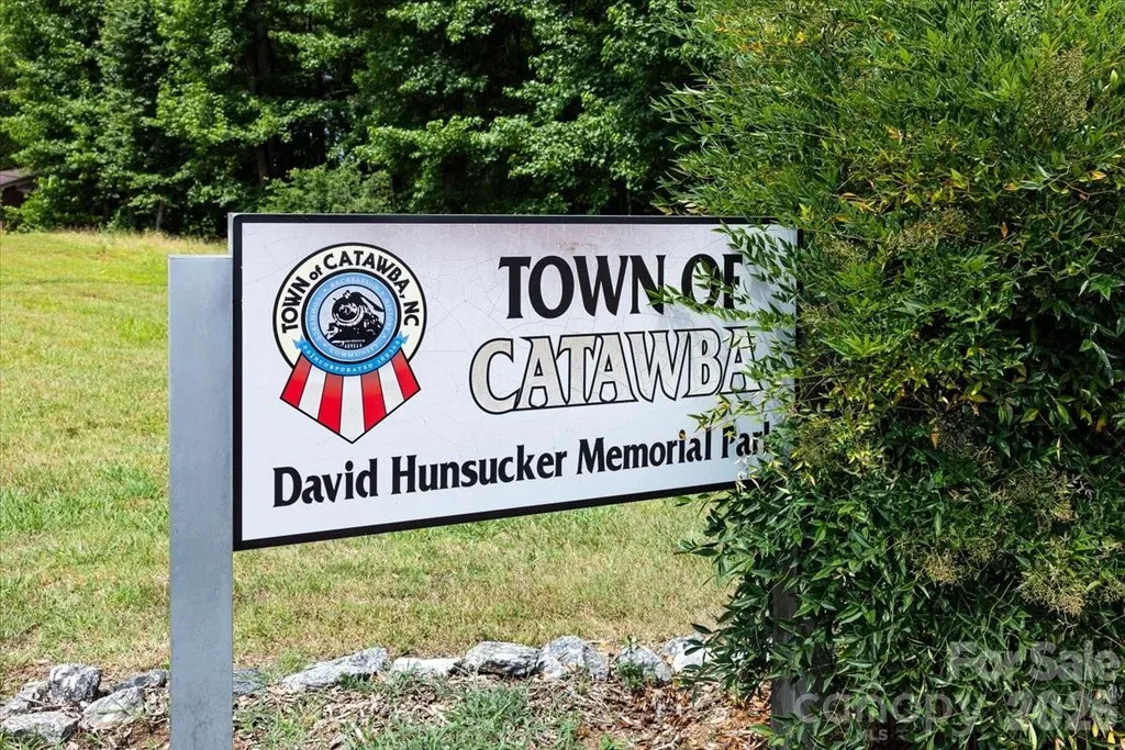 104 2nd Avenue NE Catawba NC 28609