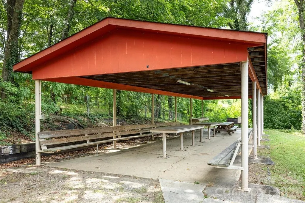 104 2nd Avenue NE Catawba NC 28609