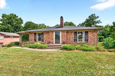 104 2nd Avenue NE Catawba NC 28609