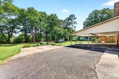 104 2nd Avenue NE Catawba NC 28609