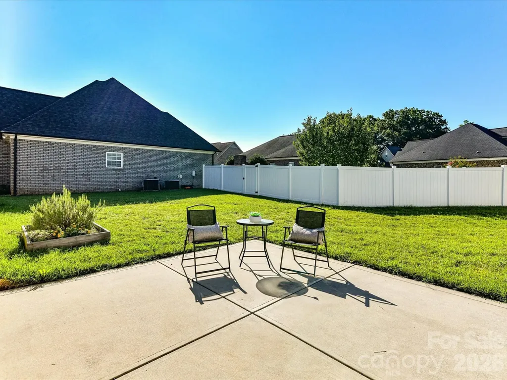 423 Ellicott Lane Locust NC 28097