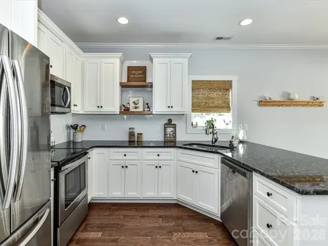 423 Ellicott Lane Locust NC 28097