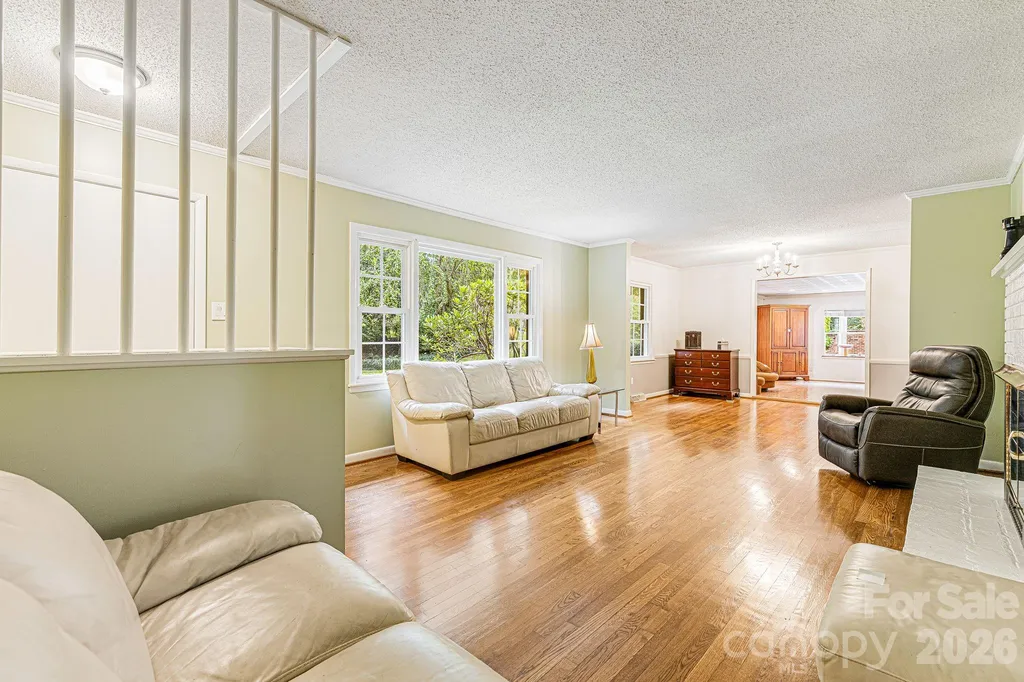 38 Westridge Drive Asheville NC 28803