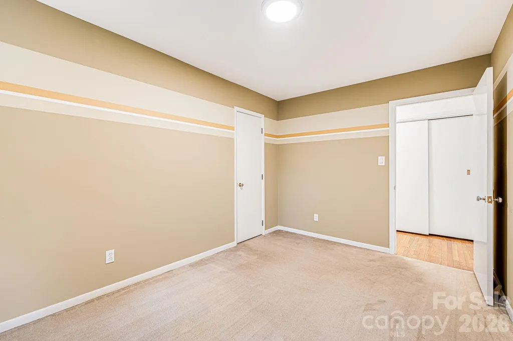 38 Westridge Drive Asheville NC 28803