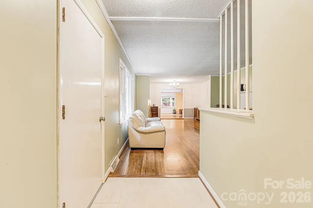 38 Westridge Drive Asheville NC 28803