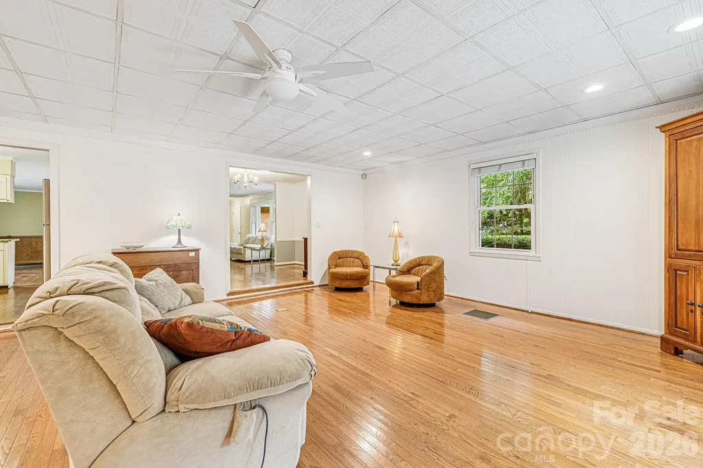 38 Westridge Drive Asheville NC 28803