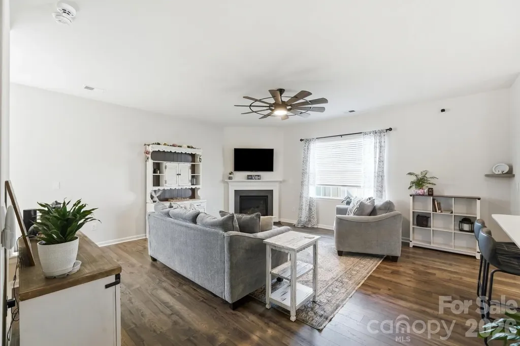 170 Giant Oak Avenue Statesville NC 28677