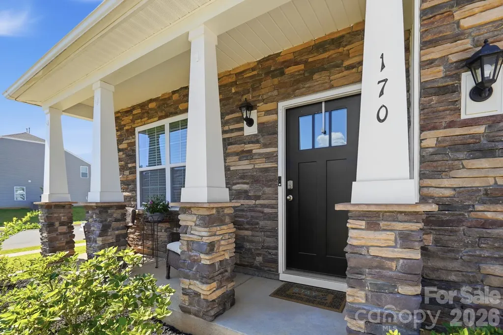 170 Giant Oak Avenue Statesville NC 28677