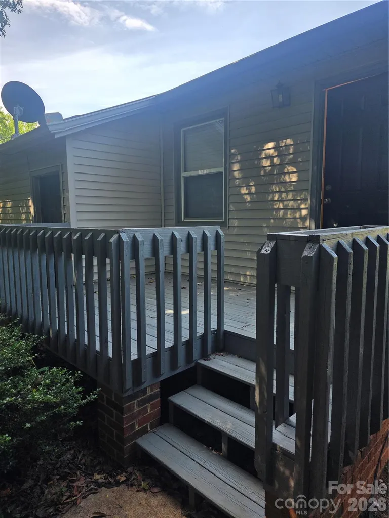 1115 Saint Charles Court Newton NC 28658
