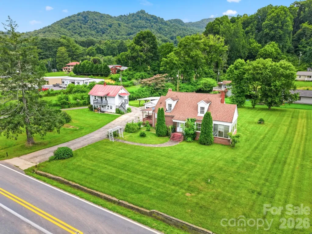 783 Skyland Drive Sylva NC 28779