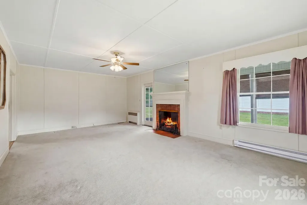 783 Skyland Drive Sylva NC 28779