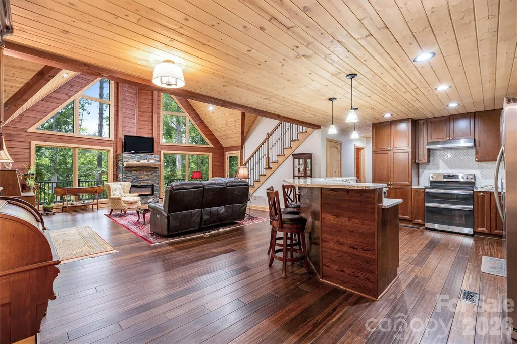 189 Edgewater Point NW Valdese NC 28690
