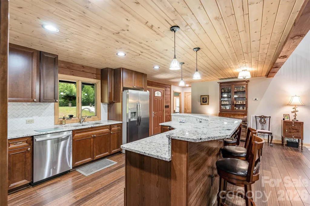 189 Edgewater Point NW Valdese NC 28690