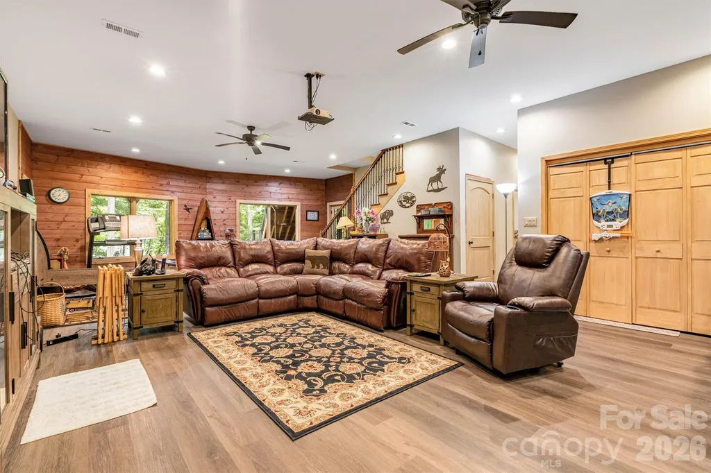 189 Edgewater Point NW Valdese NC 28690