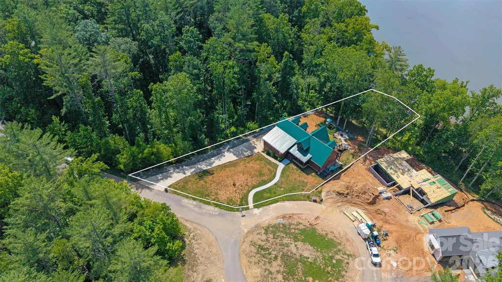 189 Edgewater Point NW Valdese NC 28690