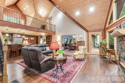 189 Edgewater Point NW Valdese NC 28690
