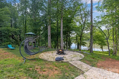189 Edgewater Point NW Valdese NC 28690