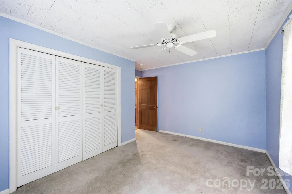129 Old River Road Marion NC 28752