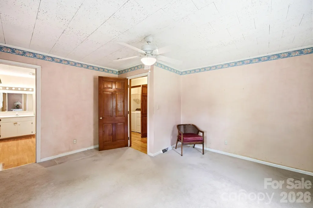129 Old River Road Marion NC 28752