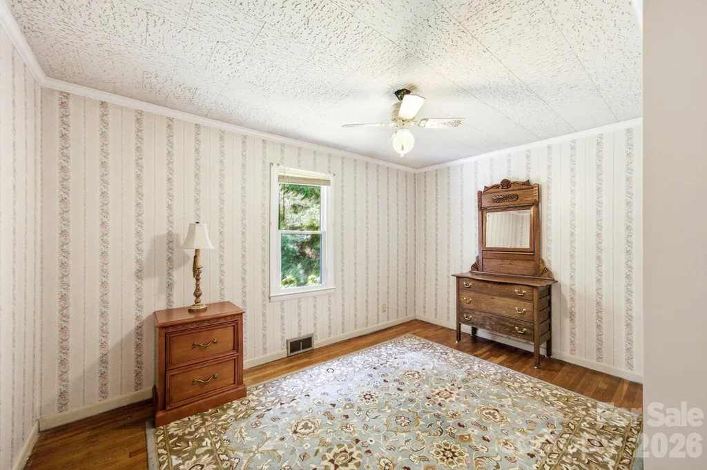 129 Old River Road Marion NC 28752