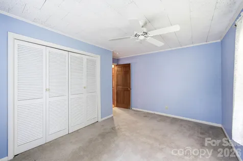 129 Old River Road Marion NC 28752