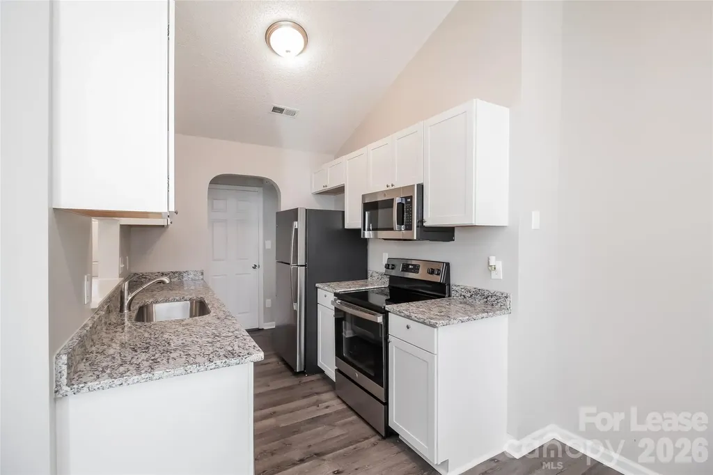 1120 Summit Hills Drive Charlotte NC 28214