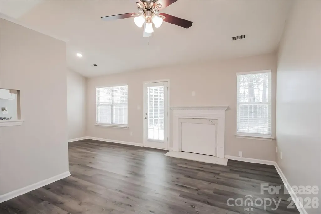1120 Summit Hills Drive Charlotte NC 28214