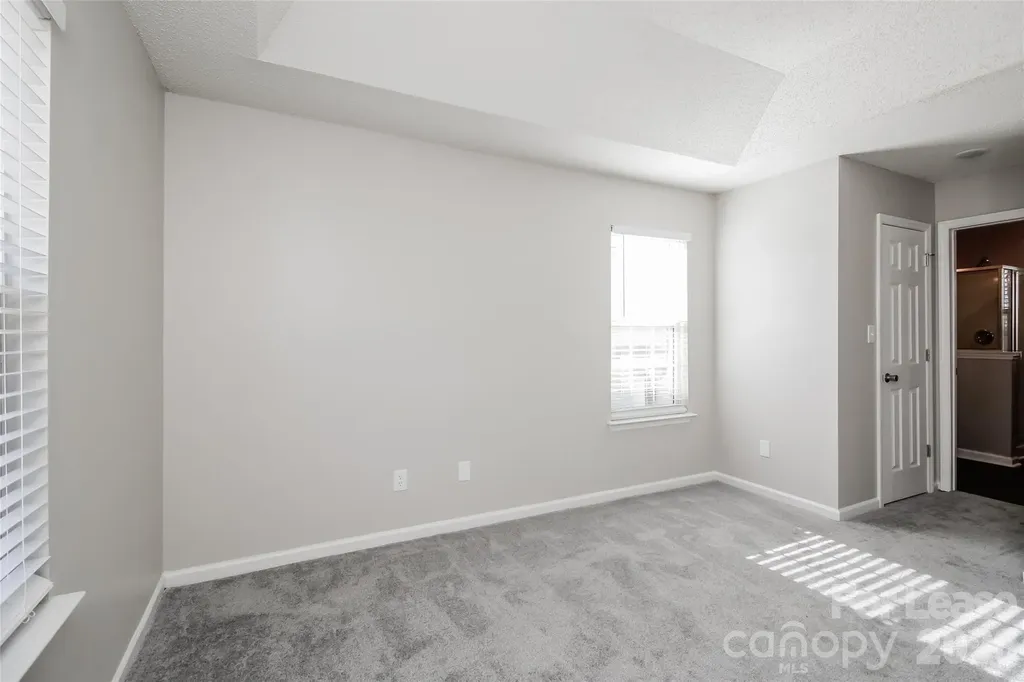1120 Summit Hills Drive Charlotte NC 28214