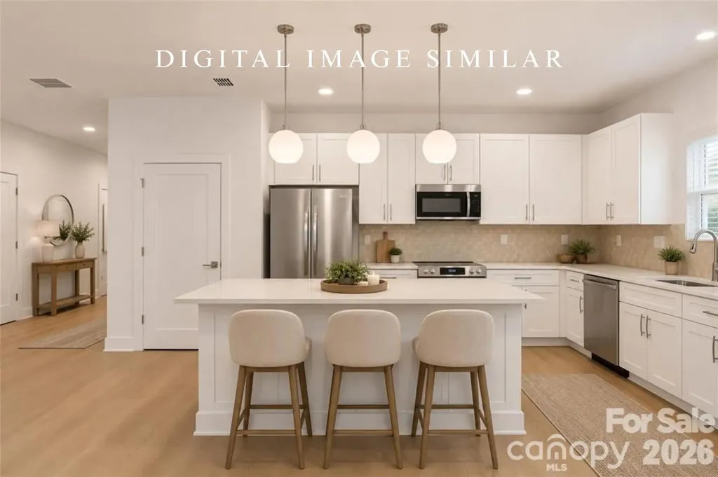 6202 Linda Vista Lane Charlotte NC 28216