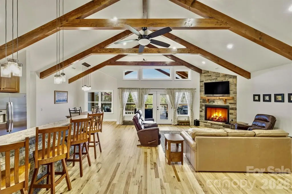 1510 Royal Lane Lenoir NC 28645