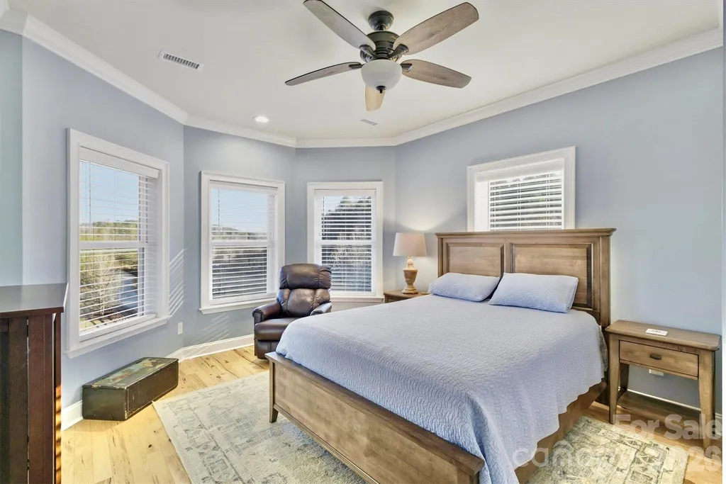 1510 Royal Lane Lenoir NC 28645