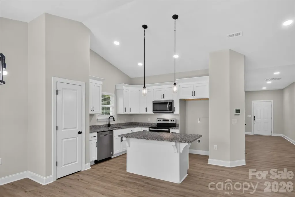 687 Deadmon Road Mocksville NC 27028