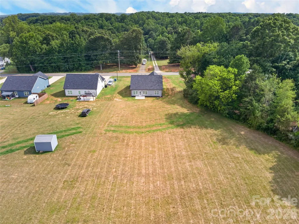 687 Deadmon Road Mocksville NC 27028