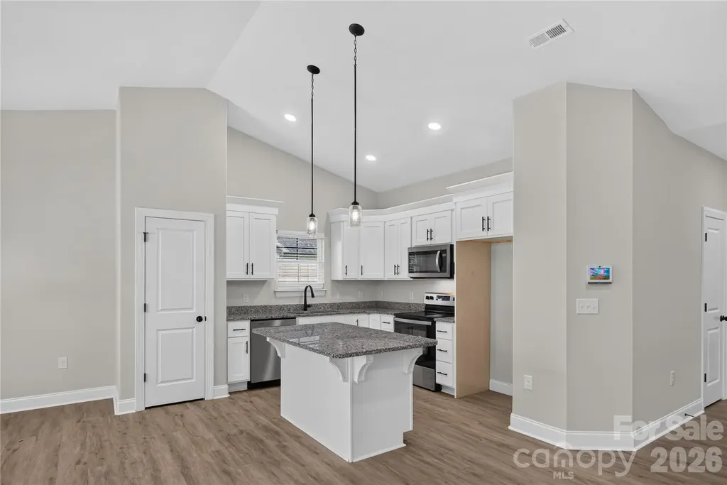 687 Deadmon Road Mocksville NC 27028