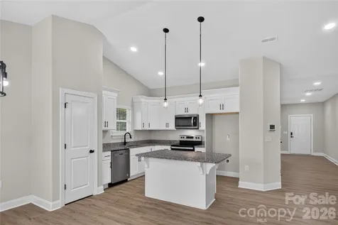 687 Deadmon Road Mocksville NC 27028