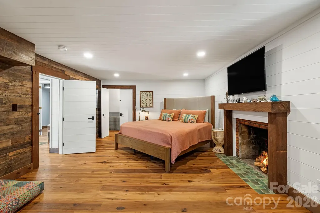 42 Cranford Road Asheville NC 28806