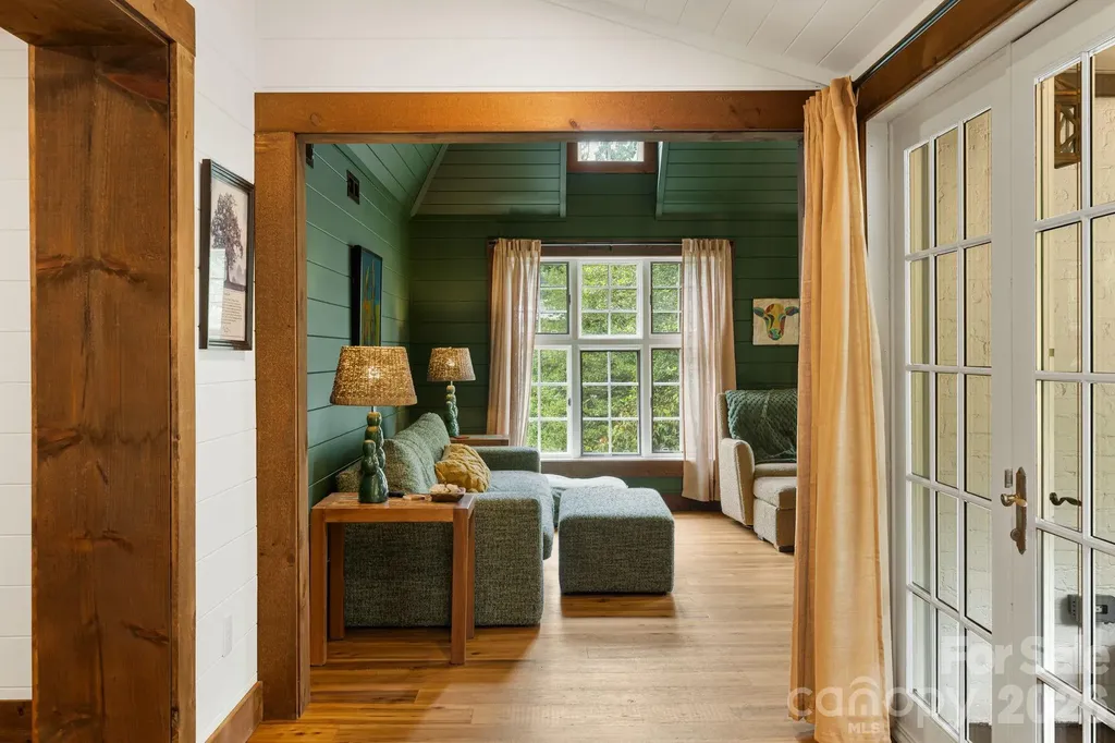42 Cranford Road Asheville NC 28806