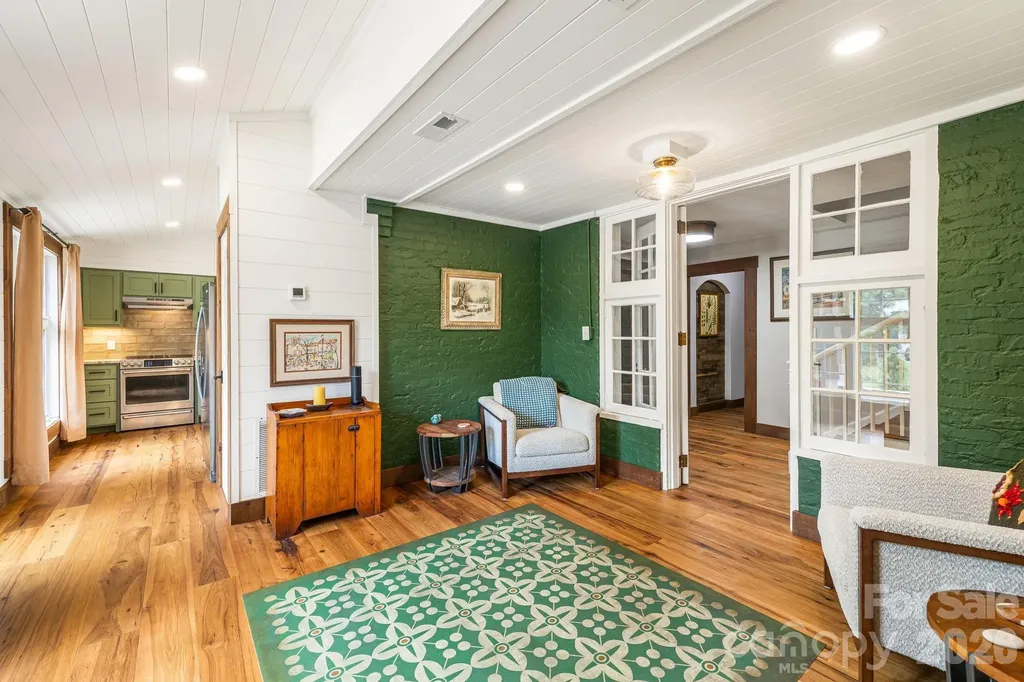 42 Cranford Road Asheville NC 28806