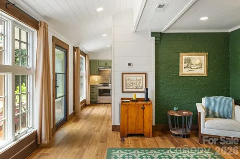 42 Cranford Road Asheville NC 28806