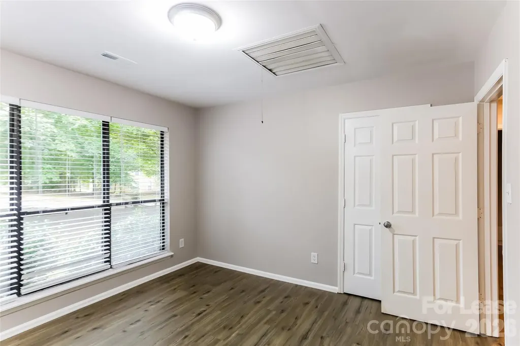 2201 Mary Ann Drive Charlotte NC 28214