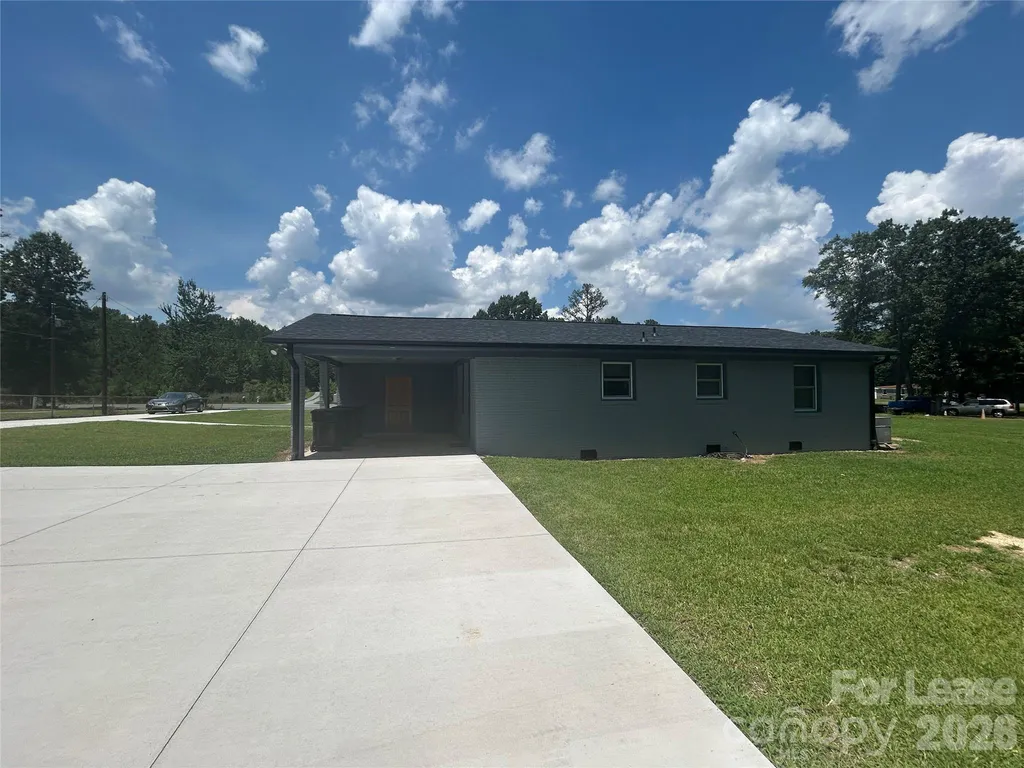 5006 Myers Road Monroe NC 28110
