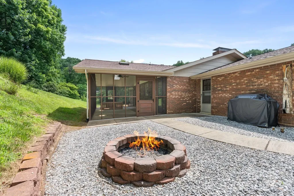 44 Green Drive Waynesville NC 28785
